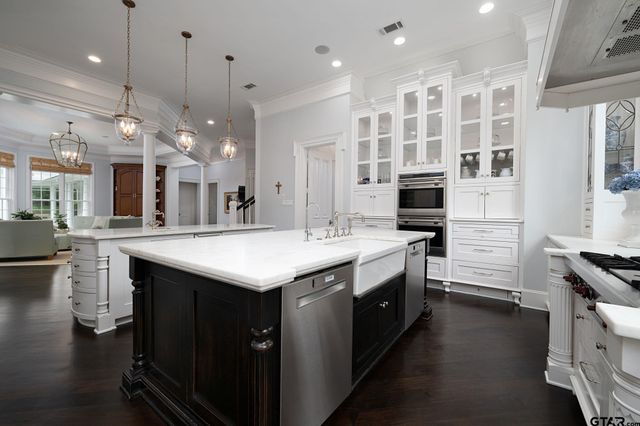 211 Saddle Creek Drive, Tyler, TX 75703