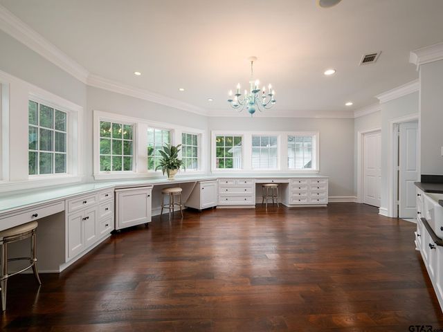 211 Saddle Creek Drive, Tyler, TX 75703
