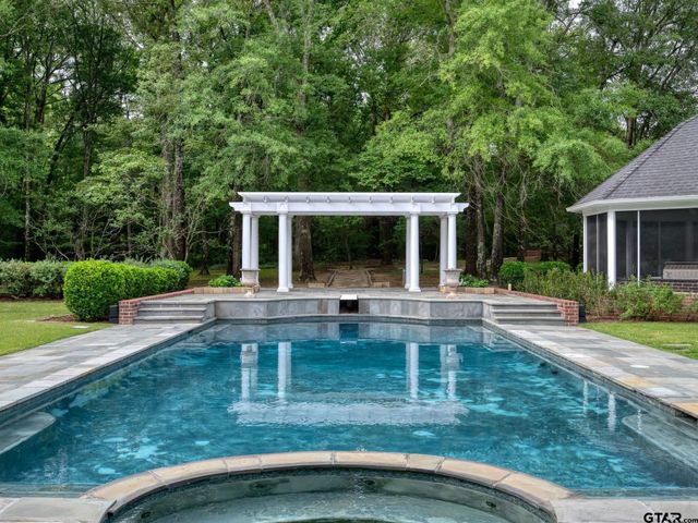 211 Saddle Creek Drive, Tyler, TX 75703