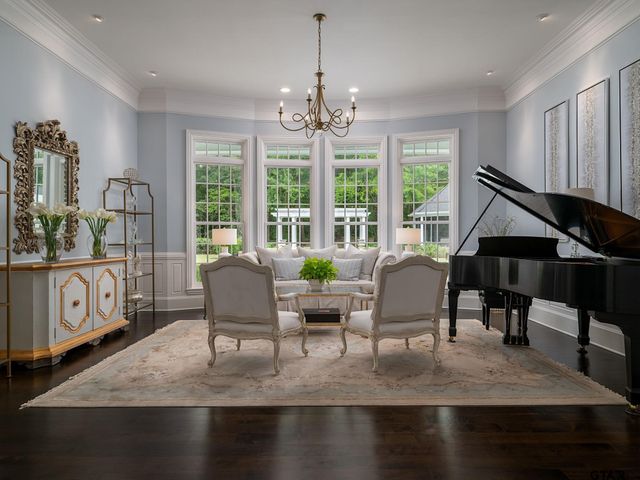 211 Saddle Creek Drive, Tyler, TX 75703
