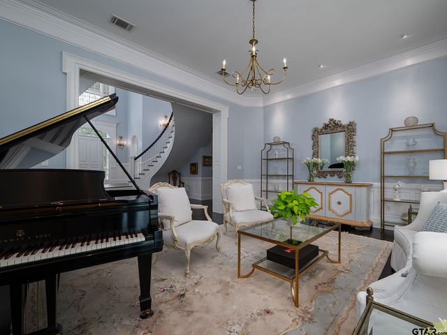 211 Saddle Creek Drive, Tyler, TX 75703