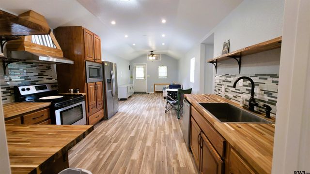 1055 County Road 1226, Quitman, TX 75783