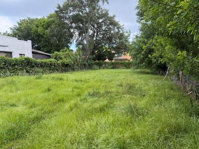 1036 NW 31st St, Miami, FL 33127