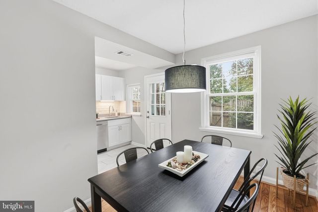 3617 S TAYLOR ST, Arlington, VA 22206