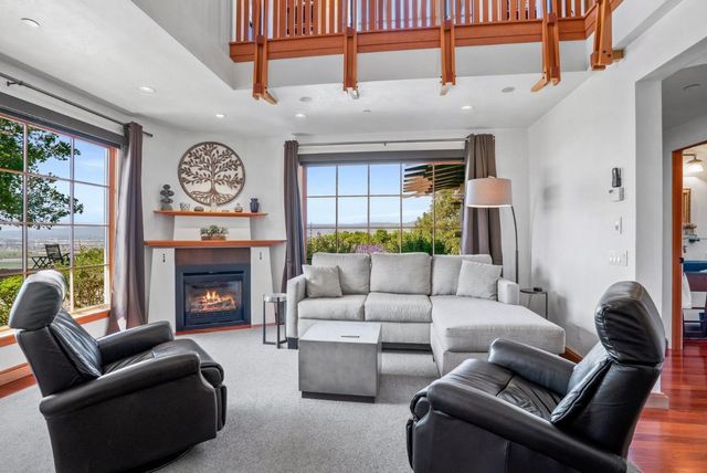 1205 Eagle Hill Road, Royal Oaks, CA 95076
