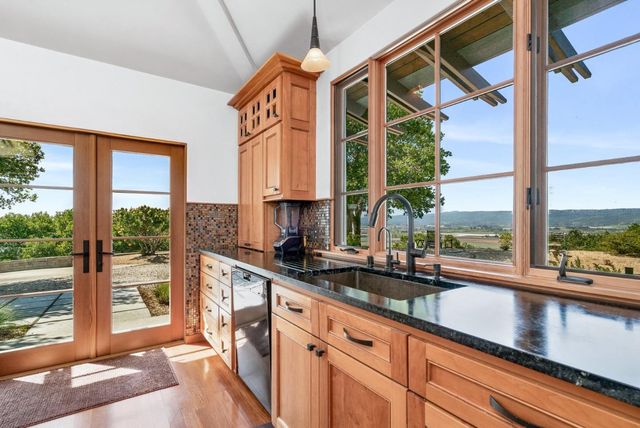 1205 Eagle Hill Road, Royal Oaks, CA 95076