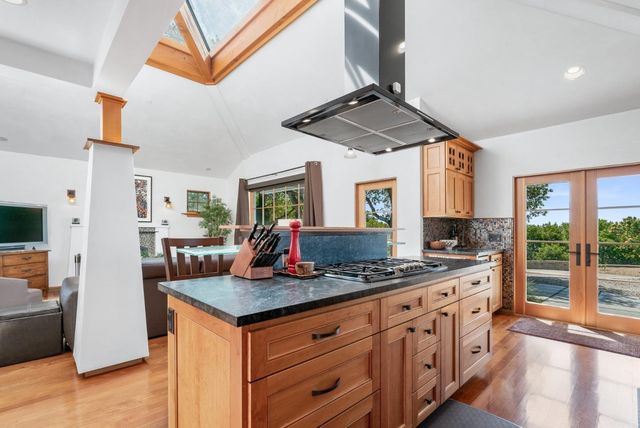 1205 Eagle Hill Road, Royal Oaks, CA 95076