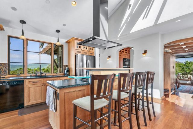 1205 Eagle Hill Road, Royal Oaks, CA 95076