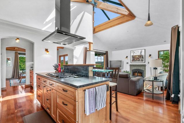 1205 Eagle Hill Road, Royal Oaks, CA 95076