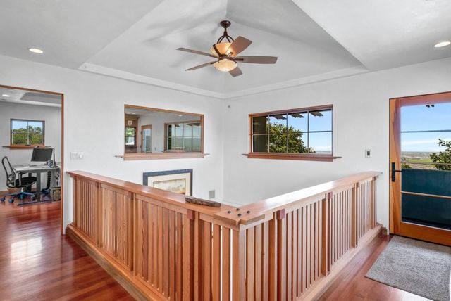 1205 Eagle Hill Road, Royal Oaks, CA 95076