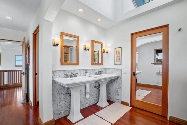 1205 Eagle Hill Road, Royal Oaks, CA 95076