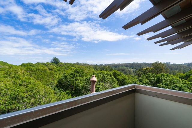 1205 Eagle Hill Road, Royal Oaks, CA 95076