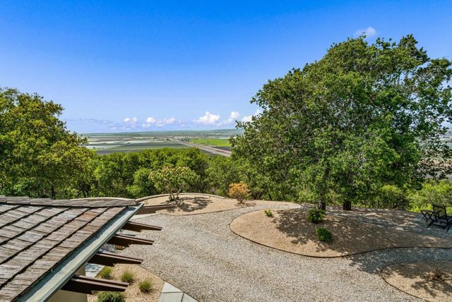 1205 Eagle Hill Road, Royal Oaks, CA 95076