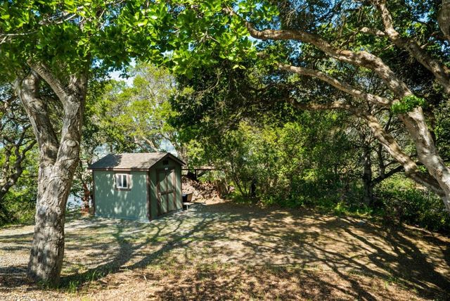 1205 Eagle Hill Road, Royal Oaks, CA 95076