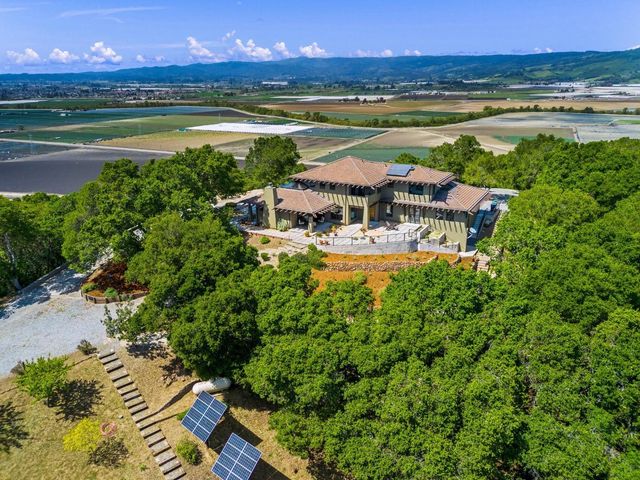 1205 Eagle Hill Road, Royal Oaks, CA 95076