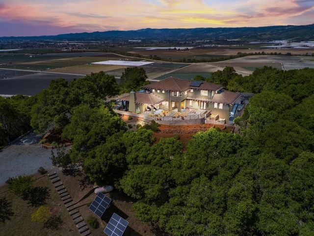 1205 Eagle Hill Road, Royal Oaks, CA 95076