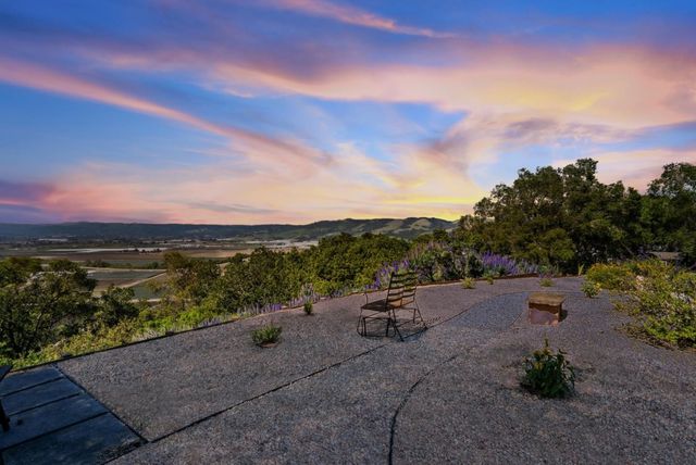 1205 Eagle Hill Road, Royal Oaks, CA 95076