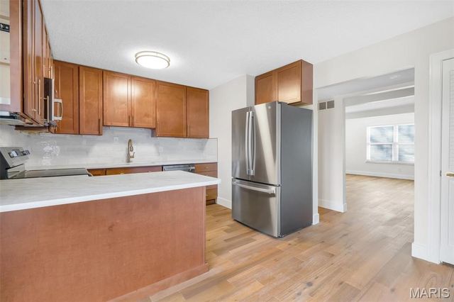 2499 Dordogne Drive, Maryland Heights, MO 63043