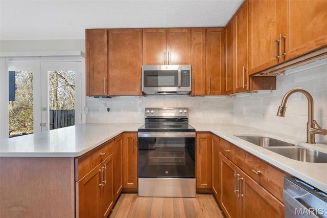 2499 Dordogne Drive, Maryland Heights, MO 63043