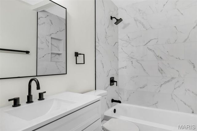 2499 Dordogne Drive, Maryland Heights, MO 63043