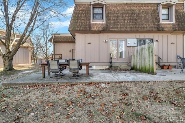 2499 Dordogne Drive, Maryland Heights, MO 63043