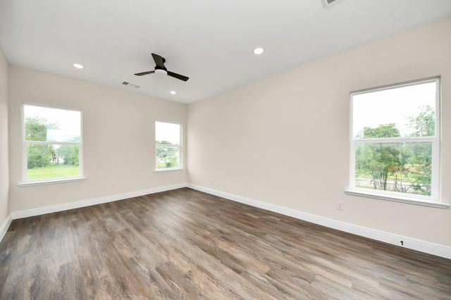 3808 Hiford Drive A, Houston, TX 77047