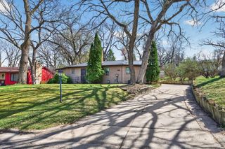 6109 27th Street N, Oakdale, MN 55128