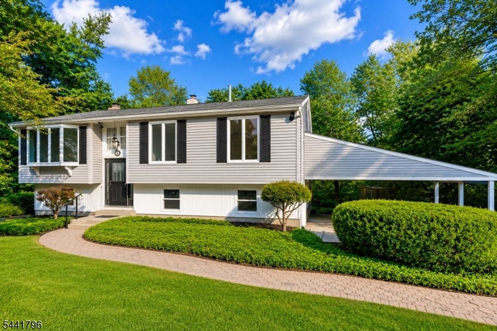 13 Chickadee Rd, Mount Olive Twp., NJ 07828 — exterior