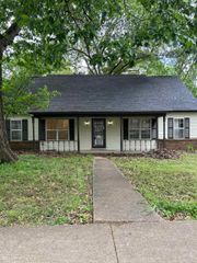 6611 RED BIRCH DR, Memphis, TN 38115
