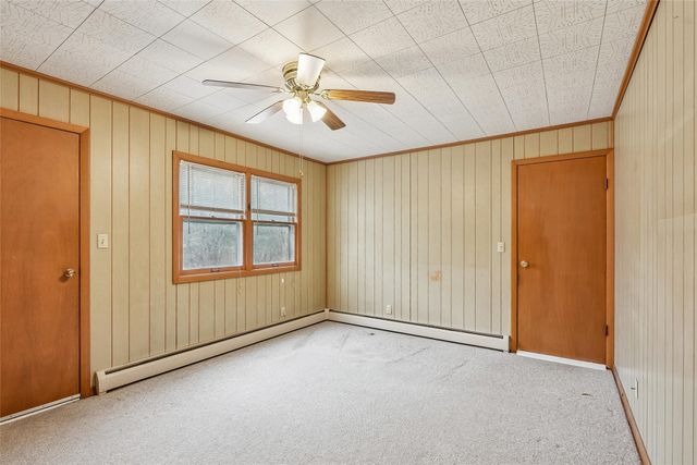 909 S 5th Street, Knoxville, IA 50138