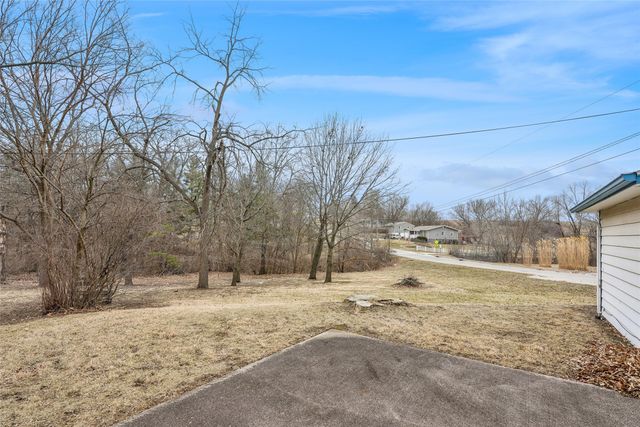 909 S 5th Street, Knoxville, IA 50138