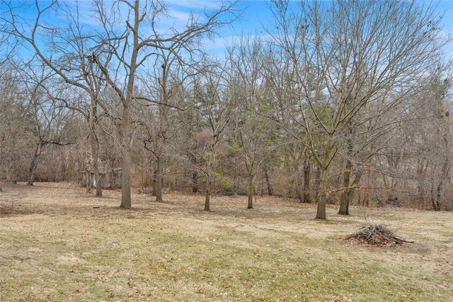 909 S 5th Street, Knoxville, IA 50138