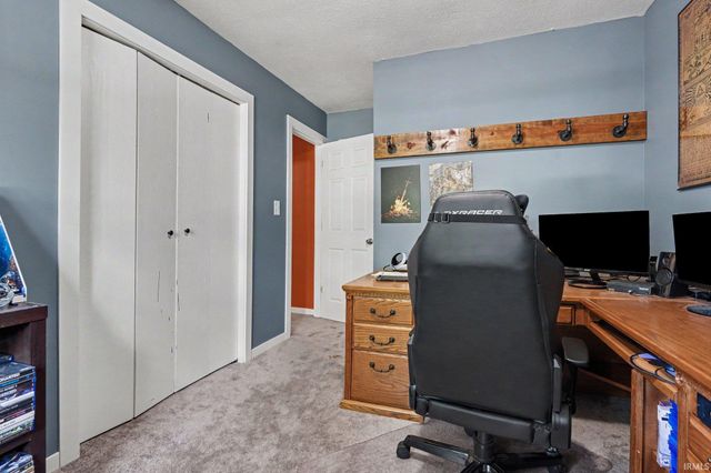 22020 Hanover Drive, Bristol, IN 46507