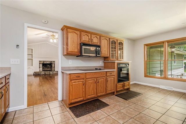 371 Lake Drive SE, Calhoun, GA 30701