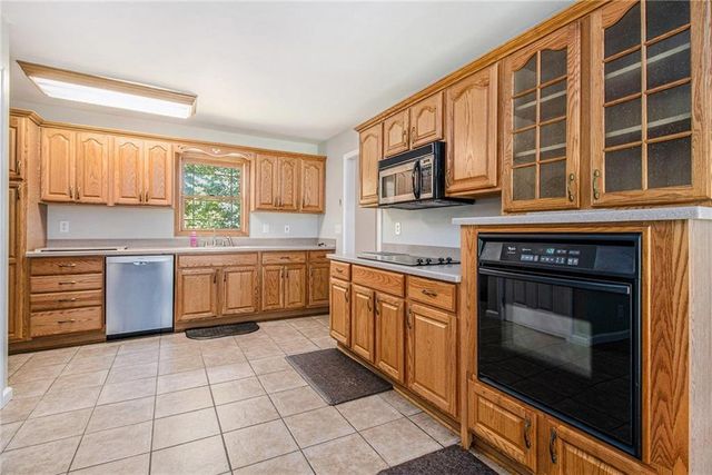 371 Lake Drive SE, Calhoun, GA 30701