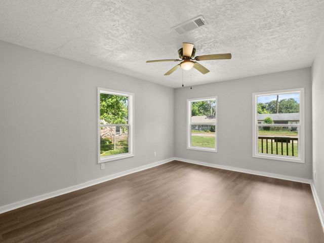 1007 Shirley St, Deridder, LA 70634