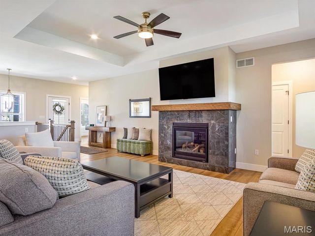 3160 Ashley Drive, Glen Carbon, IL 62034