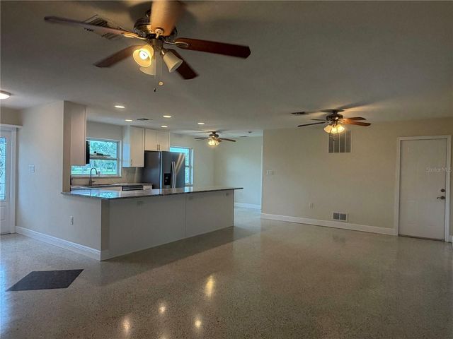 623 PALM BOULEVARD, Dunedin, FL 34698