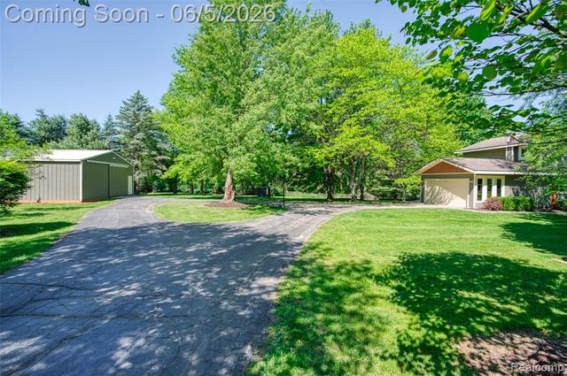 4057 N Herrington Road, Webberville, MI 48892