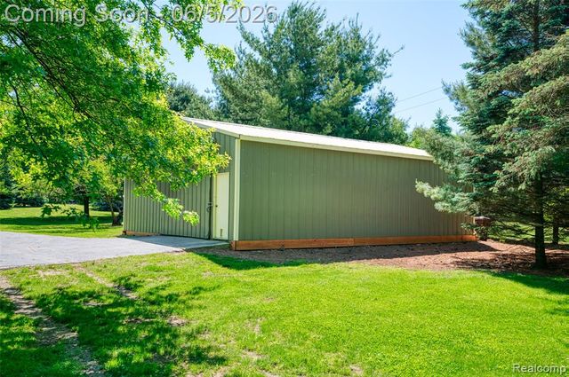 4057 N Herrington Road, Webberville, MI 48892