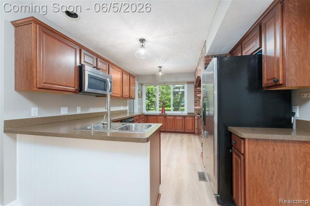 4057 N Herrington Road, Webberville, MI 48892