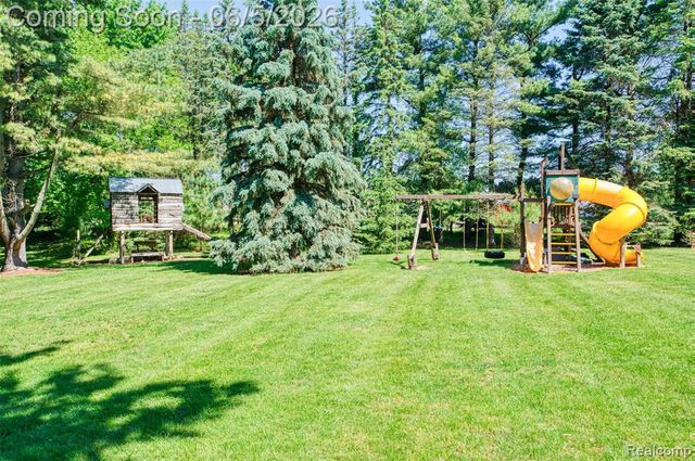4057 N Herrington Road, Webberville, MI 48892