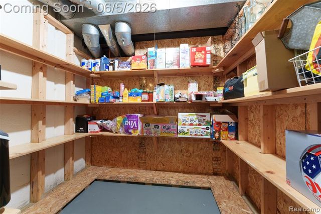 4057 N Herrington Road, Webberville, MI 48892