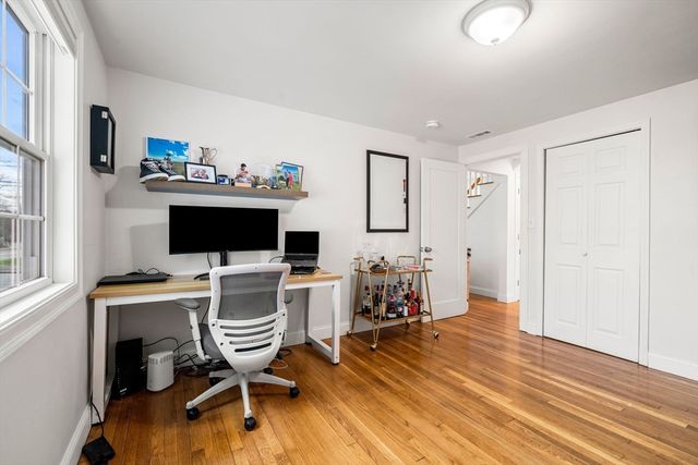 49 Grove Cir, Braintree, MA 02184