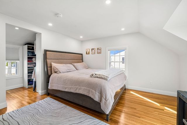 49 Grove Cir, Braintree, MA 02184