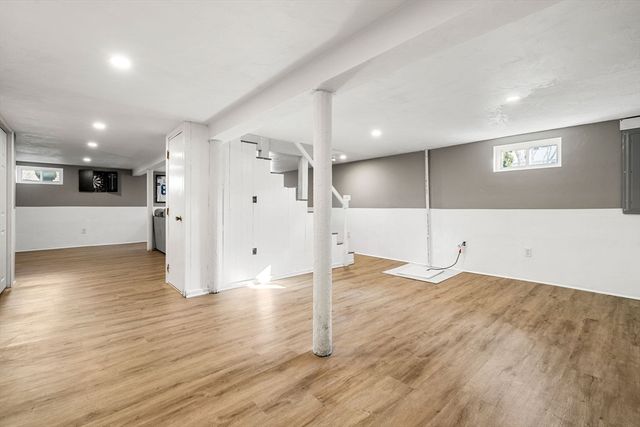 49 Grove Cir, Braintree, MA 02184