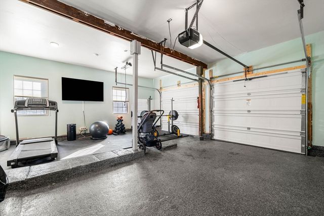 49 Grove Cir, Braintree, MA 02184