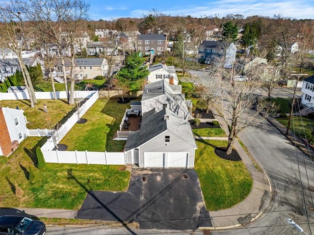 49 Grove Cir, Braintree, MA 02184