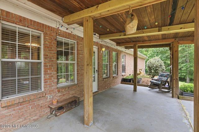 1521 Lake Mimosa Drive, Raymond, MS 39154