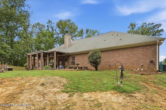 1521 Lake Mimosa Drive, Raymond, MS 39154